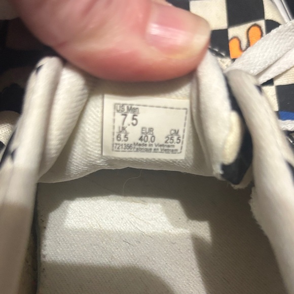 Vans Checkered Sneakers with Multicolor Accents Women’s size 7.5 - Picture 6 of 8